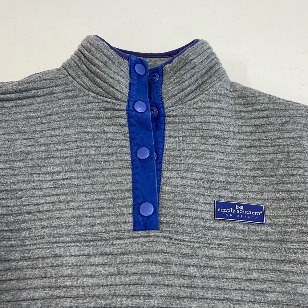 Simply Southern 1/4 Quarter snap pullover Sweatshirt Medium Gray Royal Blue EUC - Picture 2 of 9